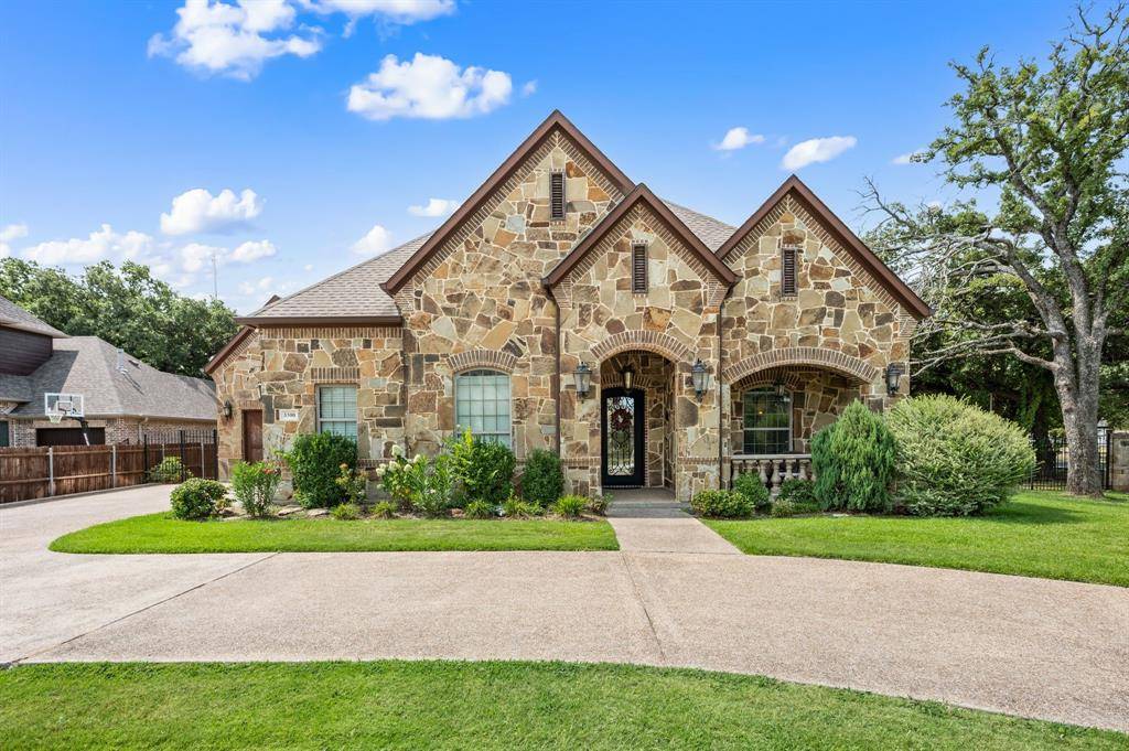 3300 Alexandria Court, Grapevine, TX 76092