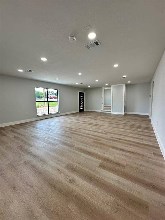 6033 S Highway 67 Highway S, Alvarado, TX 76009