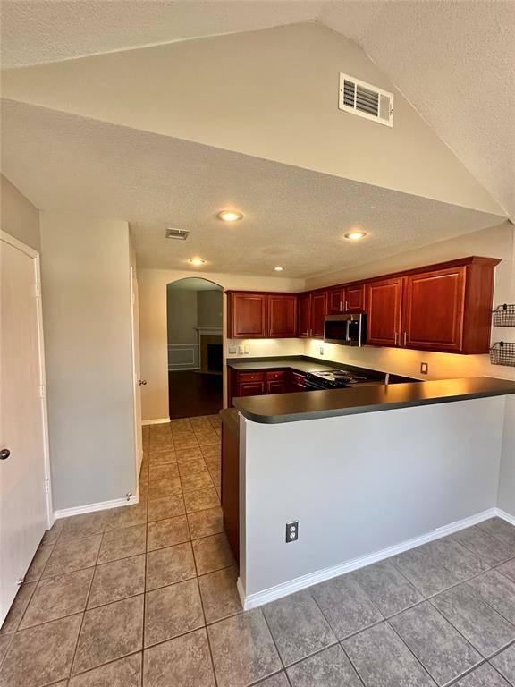4905 Spur Ridge Court, Fort Worth, TX 76244