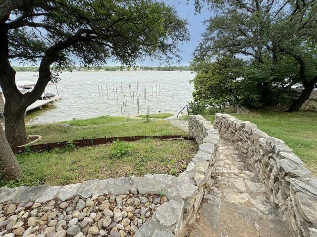 201 Casas Del Sur Street, Granbury, TX 76049