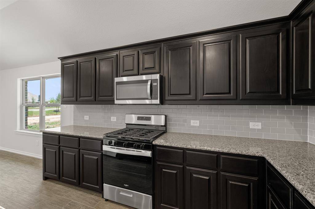 324 Dairy Way, Midlothian, TX 76065