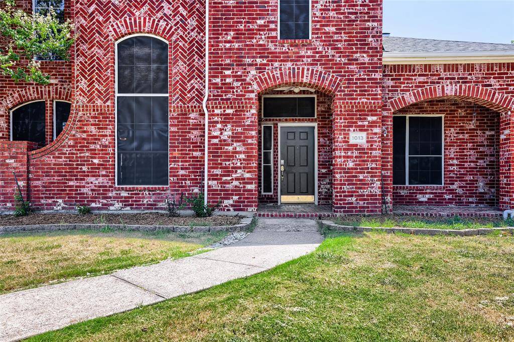 1013 Hampstead Drive, Mesquite, TX 75181
