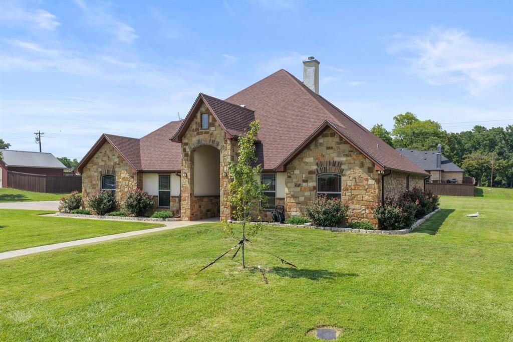 31 County Road 4742, Mount Pleasant, TX 75455