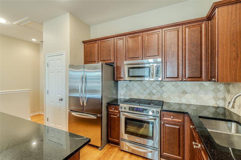 6050 Portrush Drive, Fort Worth, TX 76116