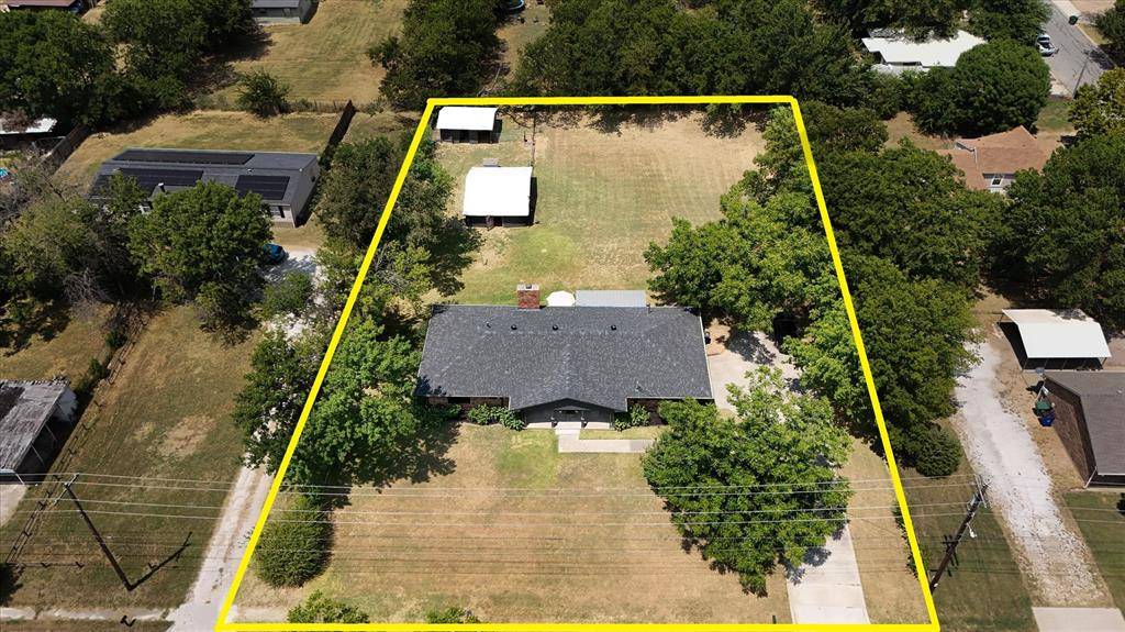 507 W South Street, Whitesboro, TX 76273