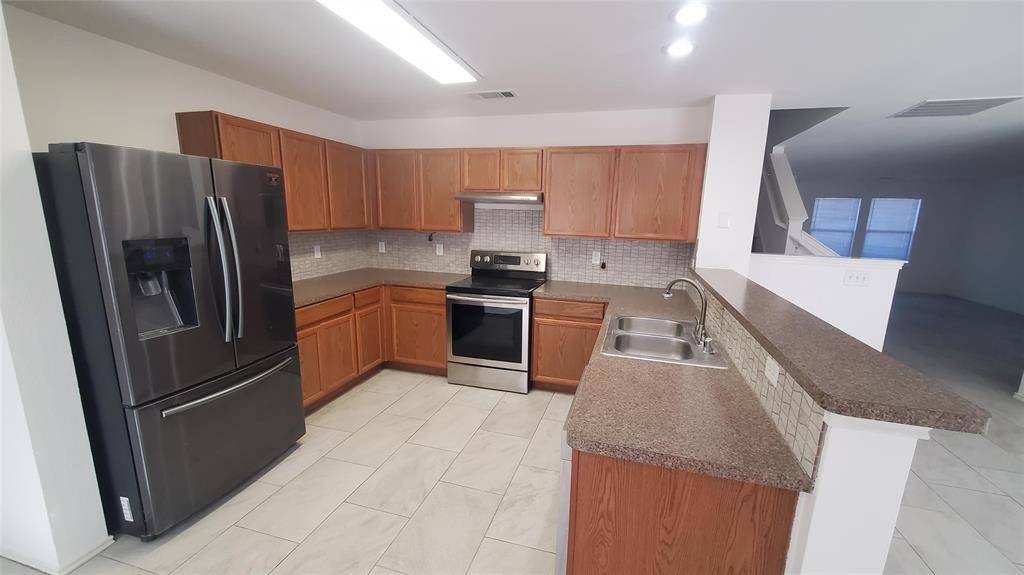 109 Southwestern Drive, Forney, TX 75126