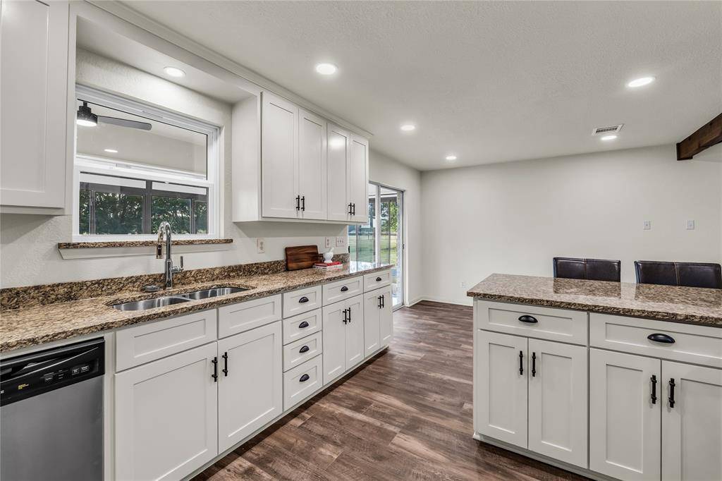 299 Aggie Way, China Spring, TX 76633