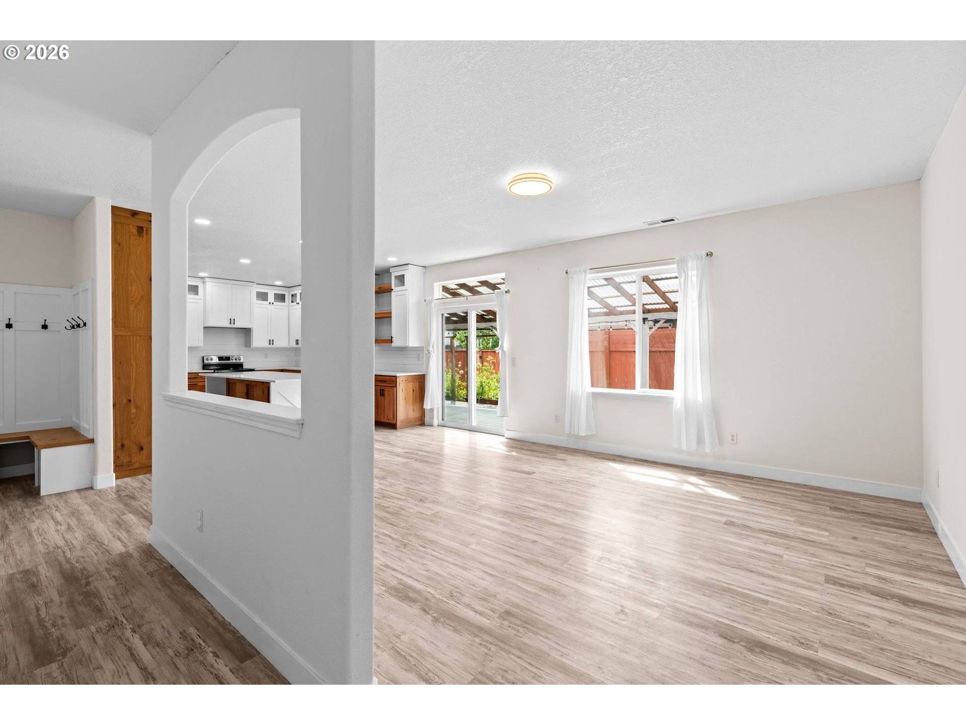 5660 AUSTIN WAY, Eugene, OR 97402