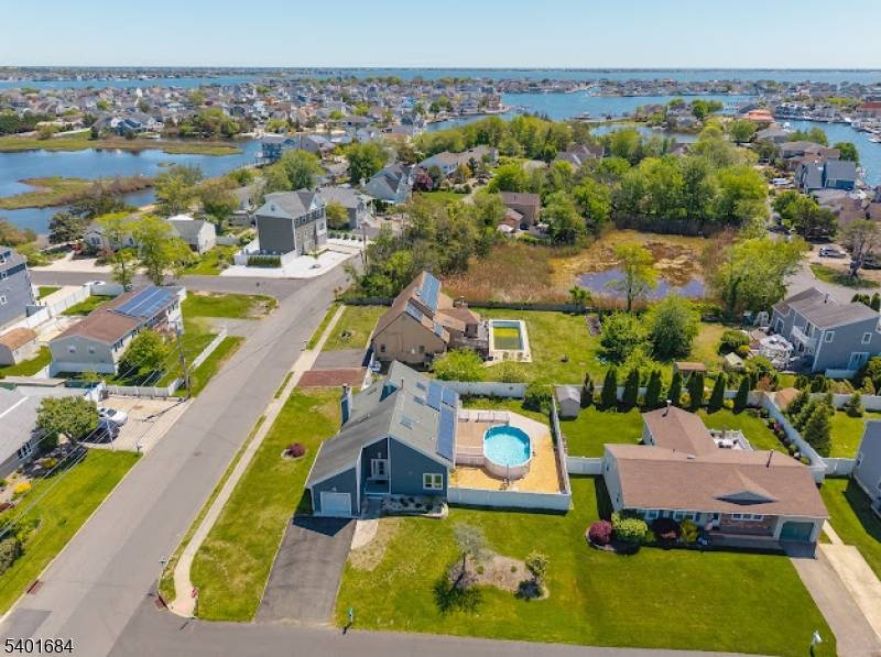 79 16Th St, Toms River Township, NJ 08753