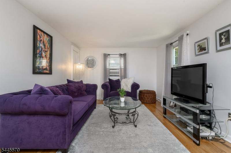 2081 Coles Ave, Scotch Plains Twp., NJ 07076