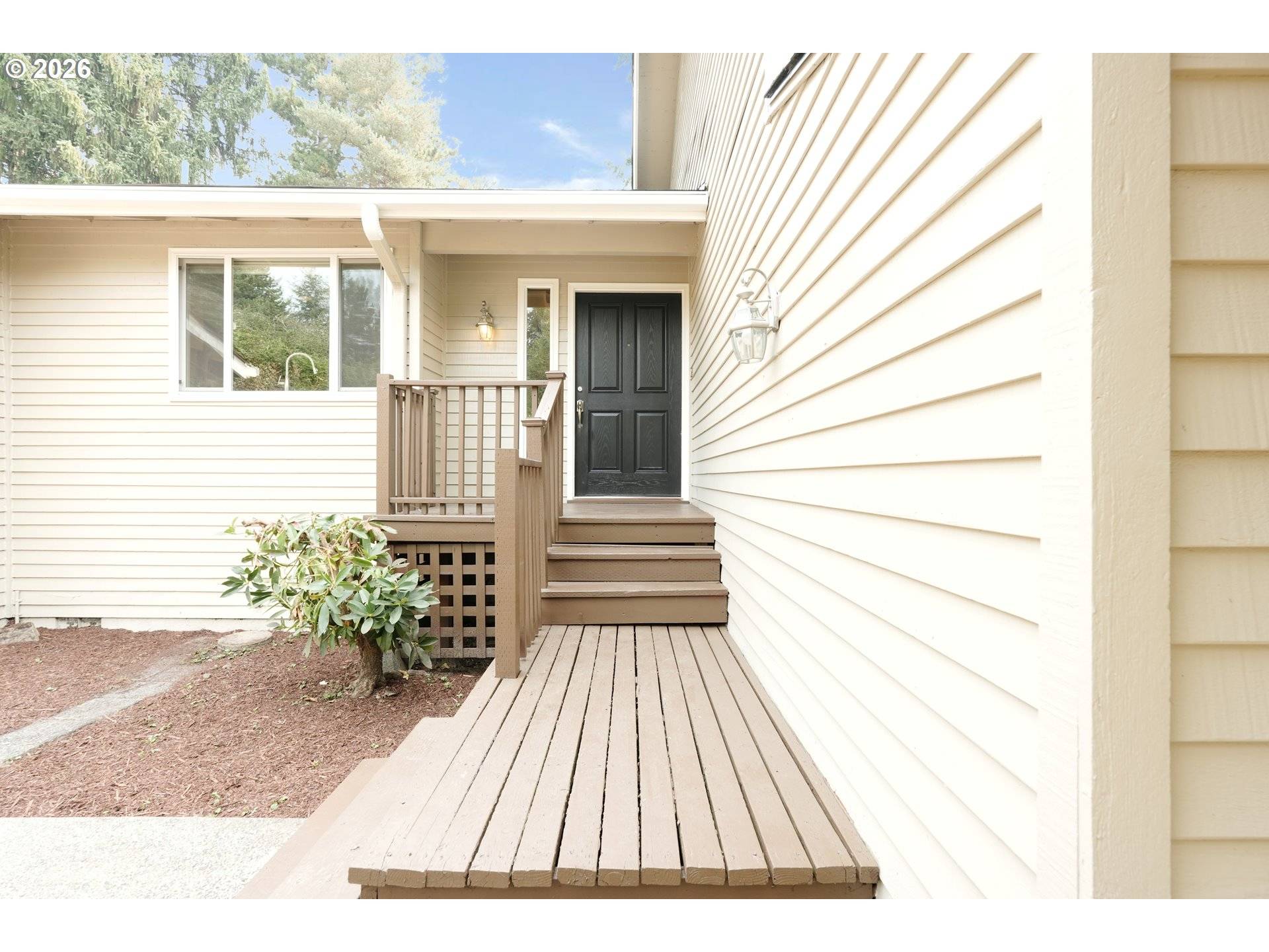 14584 RAINBOW DR, Lake Oswego, OR 97035