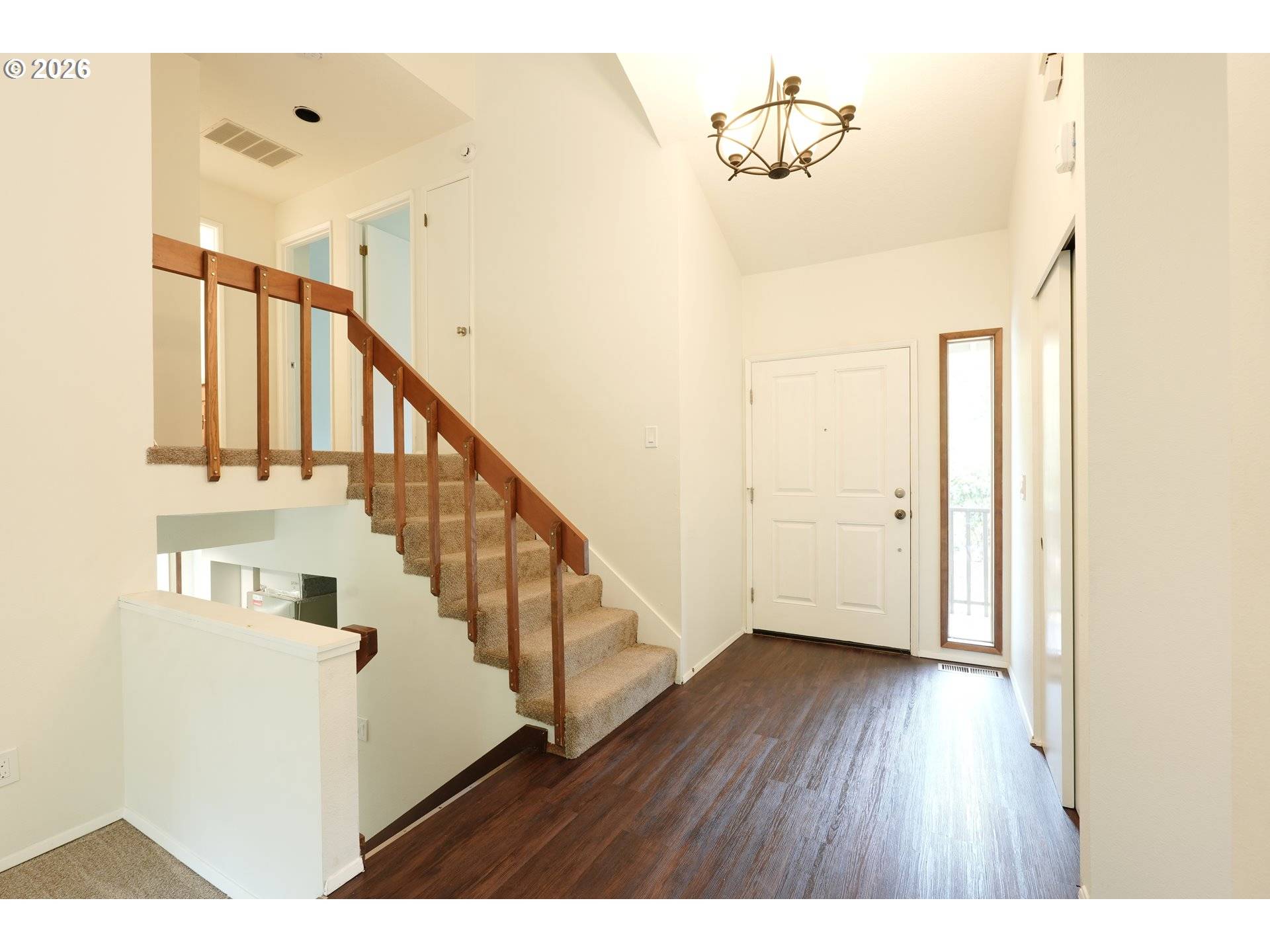 14584 RAINBOW DR, Lake Oswego, OR 97035