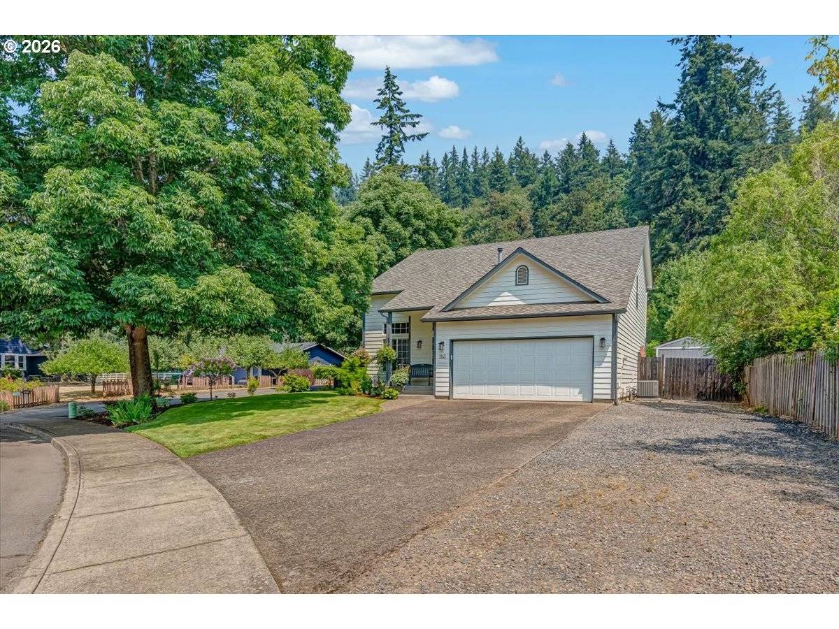 1145 ENSTAD LN, Silverton, OR 97381