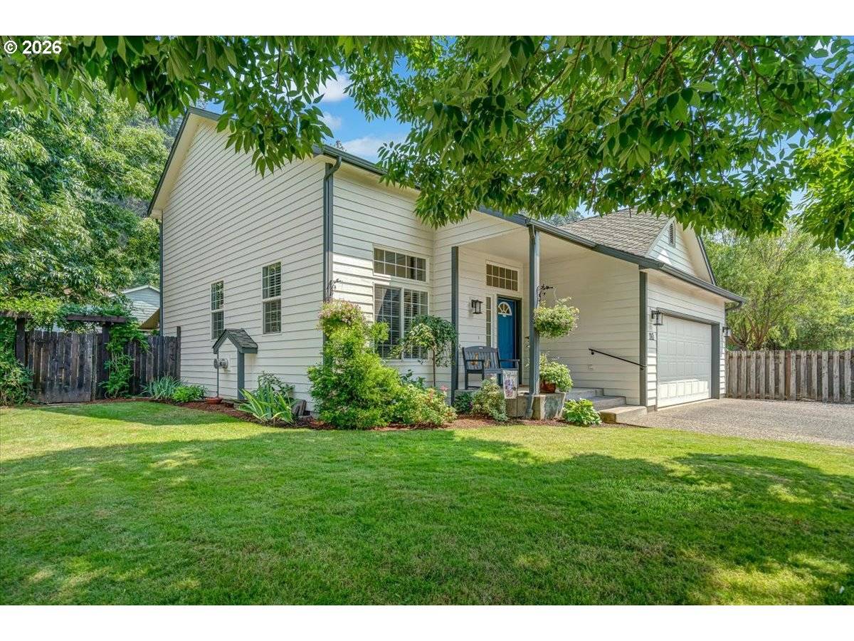 1145 ENSTAD LN, Silverton, OR 97381
