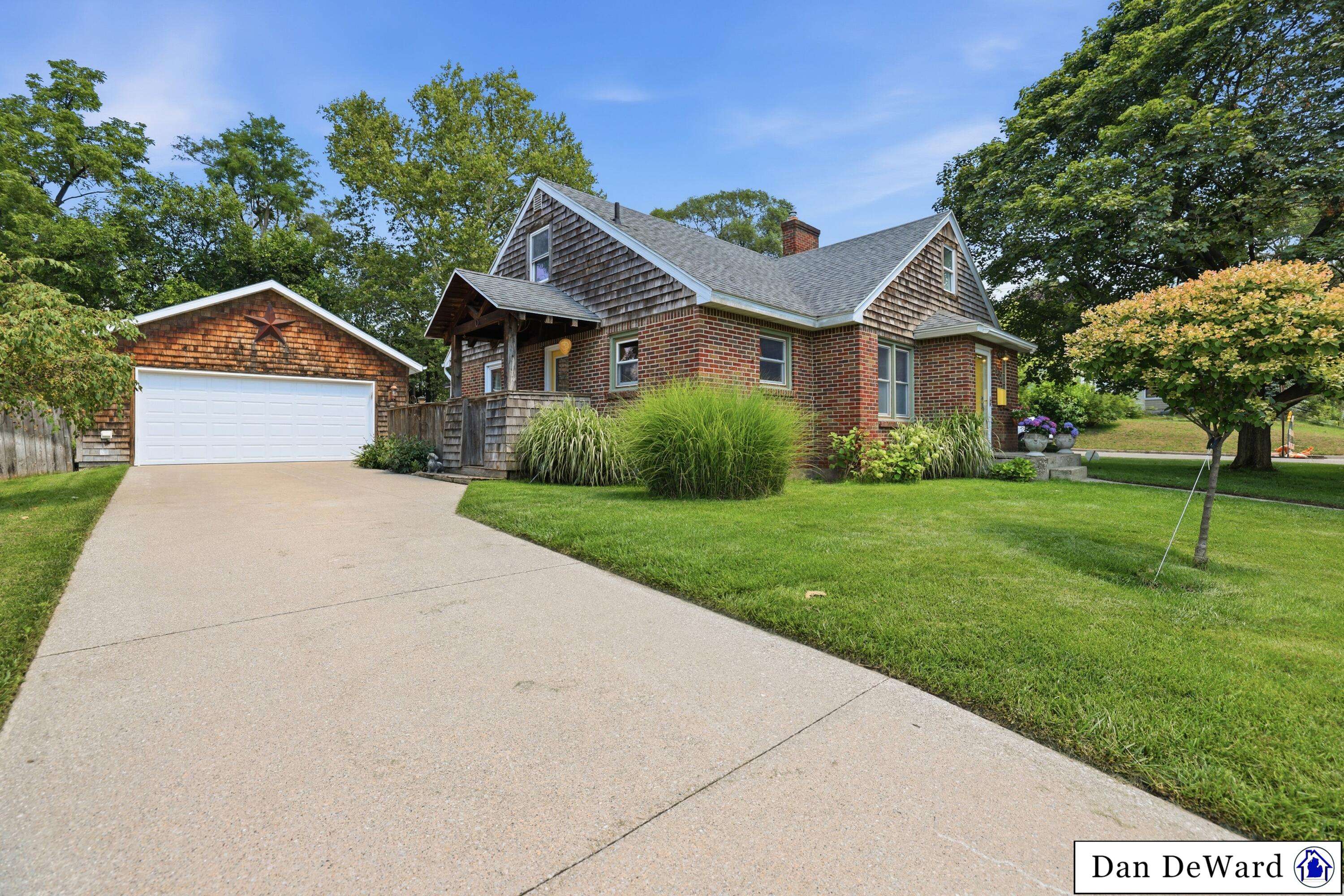 857 Merritt ST SE, City Of Grand Rapids, MI 49507