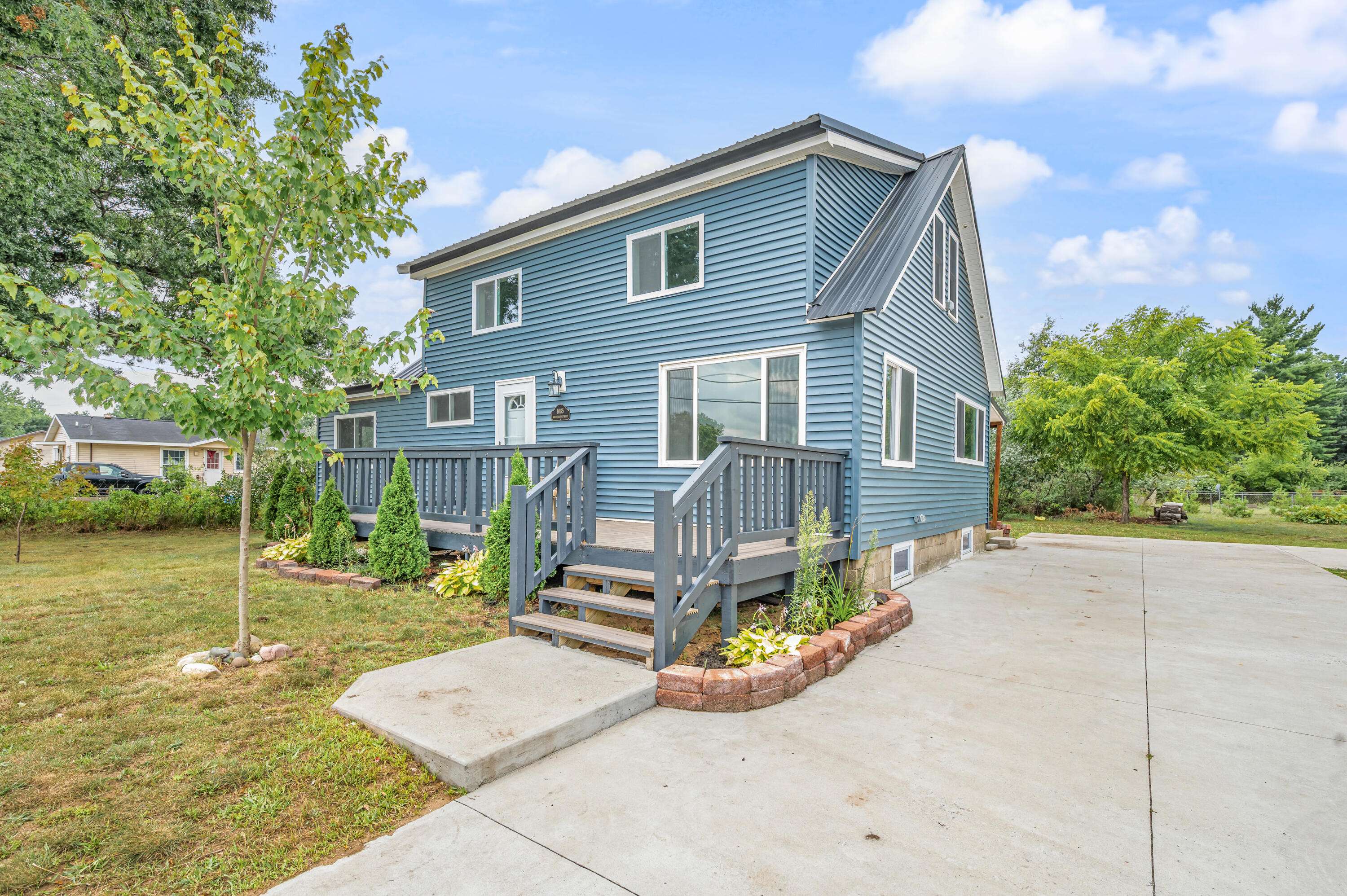 1085 Maple ST, Baldwin Vlg-webbertwp, MI 49304