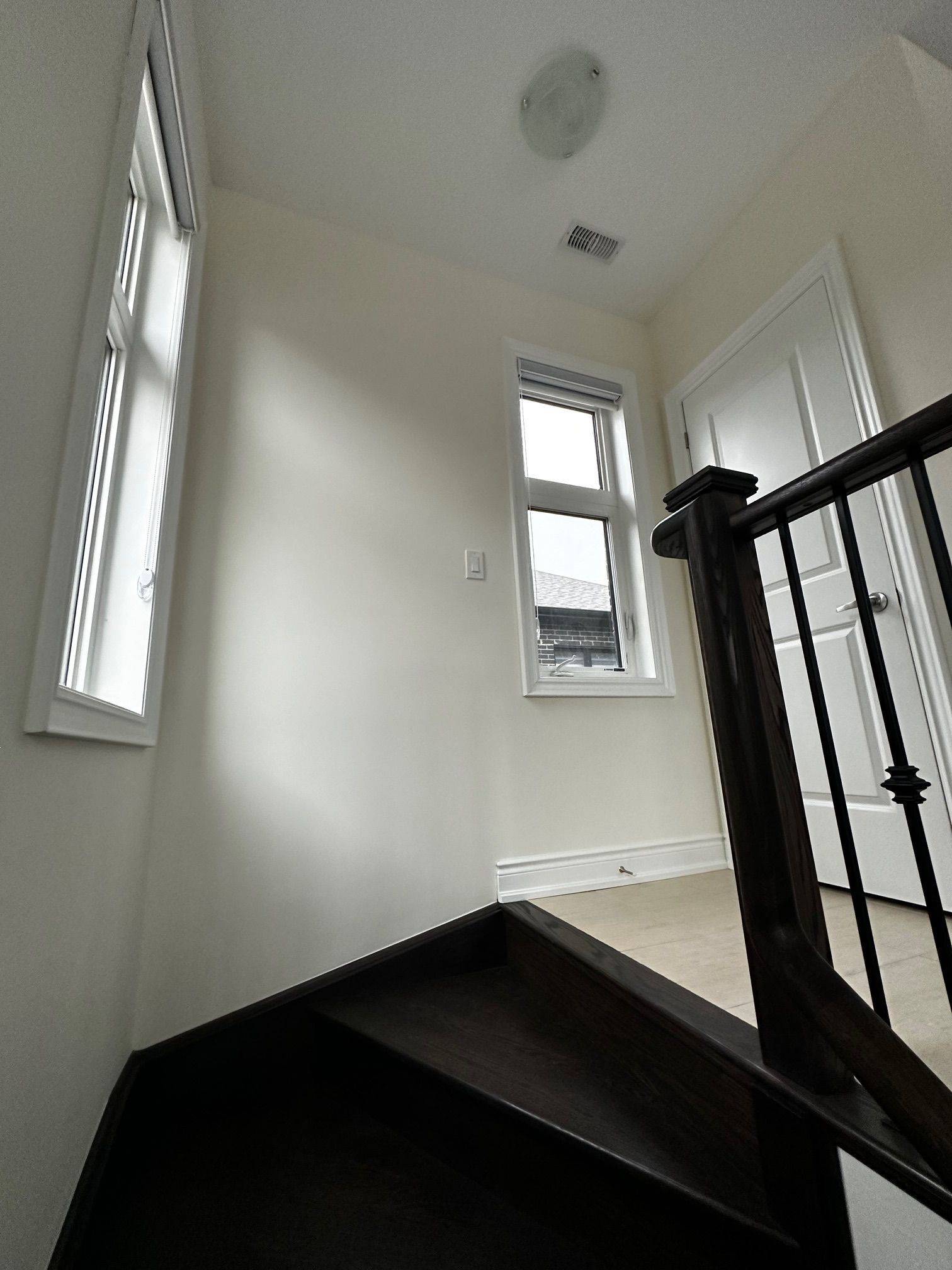 33 Rowe ST #COACH, Bradford West Gwillimbury, ON L3Z 4M9
