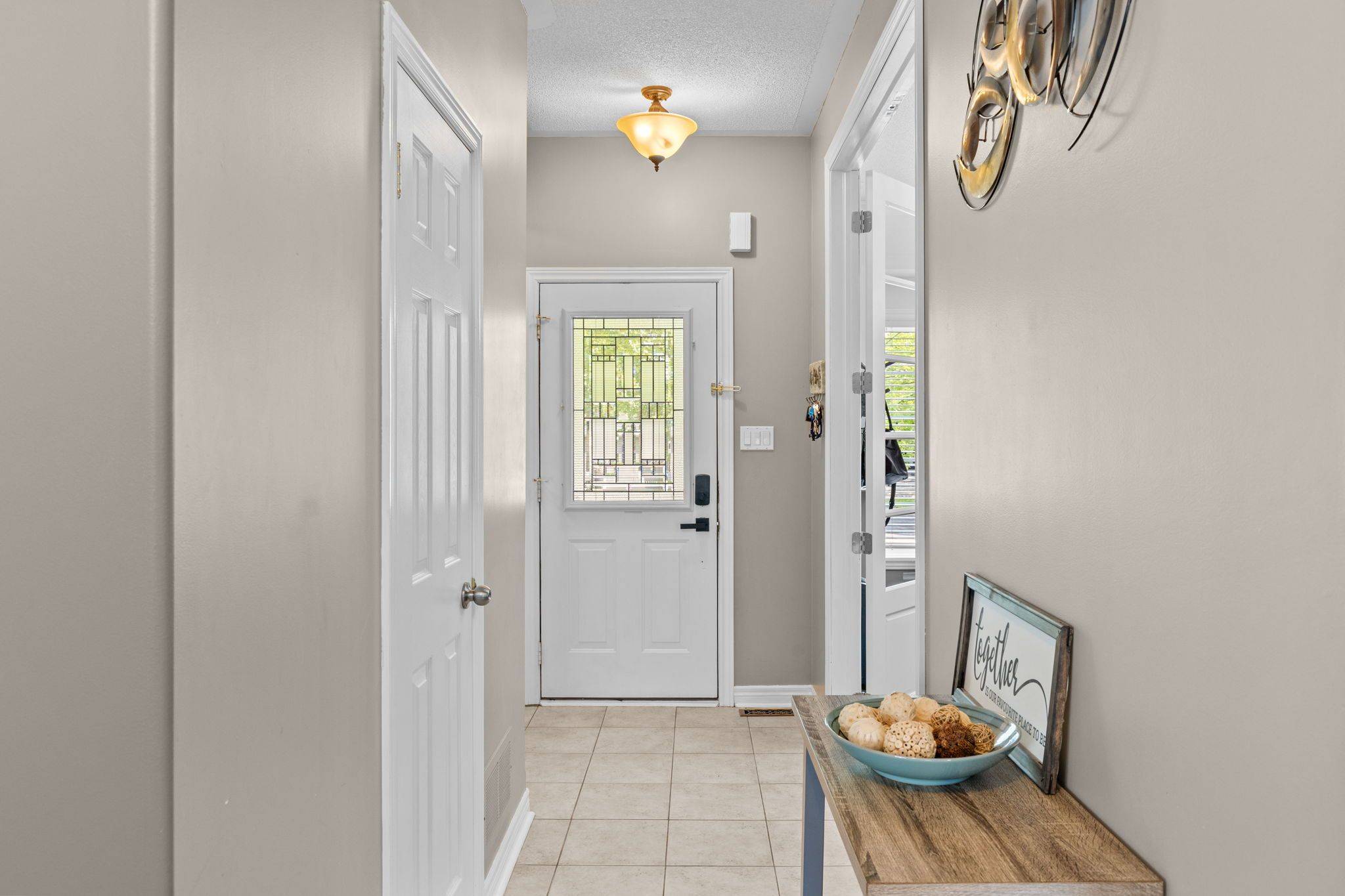17 CRANBERRY LN, Barrie, ON L4N 0Z1