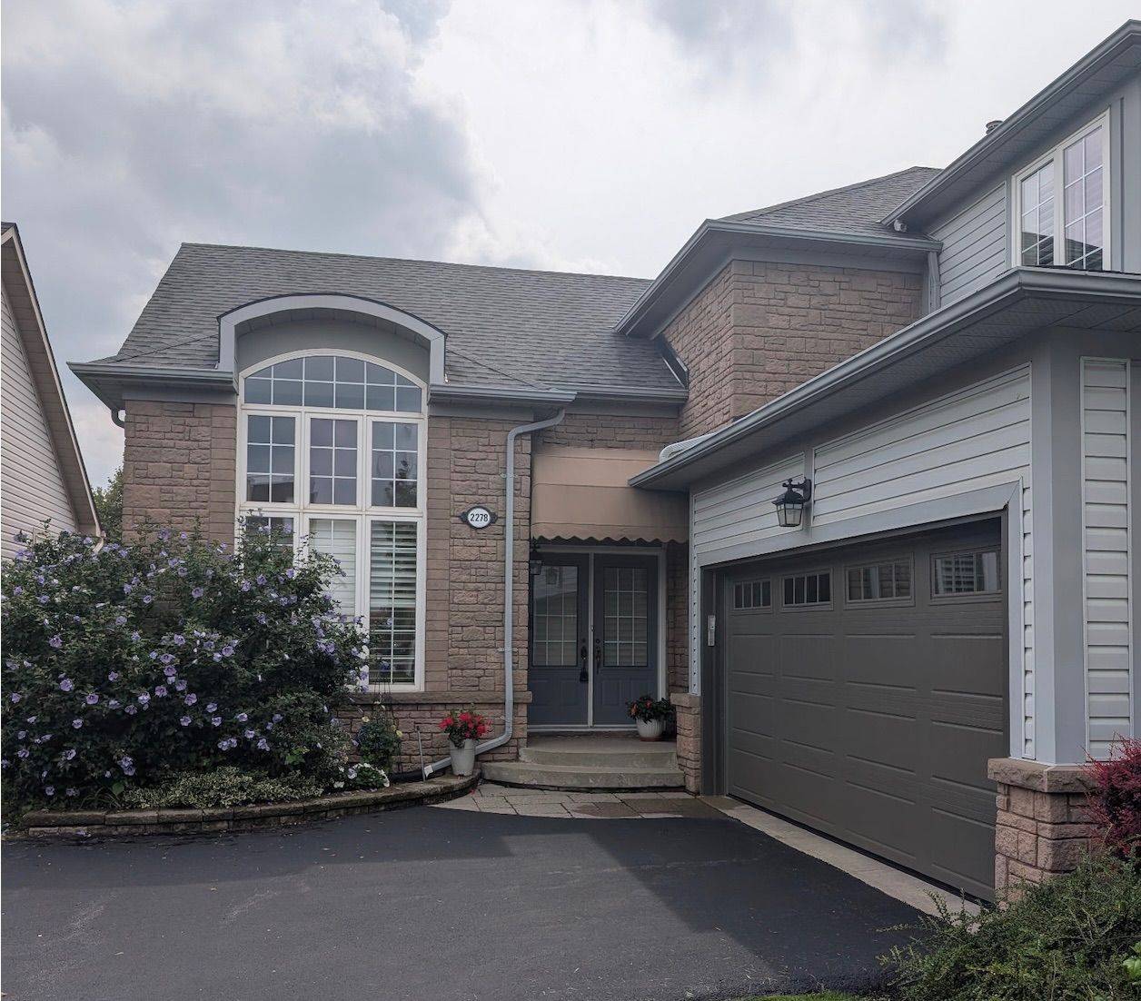 2278 Turnberry RD #13, Burlington, ON L7M 4S6