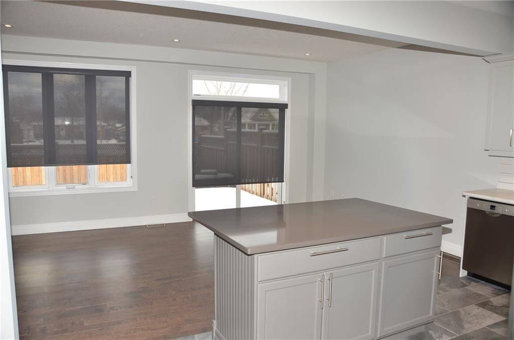 380 Lake ST #43, Grimsby, ON L3M 0E8