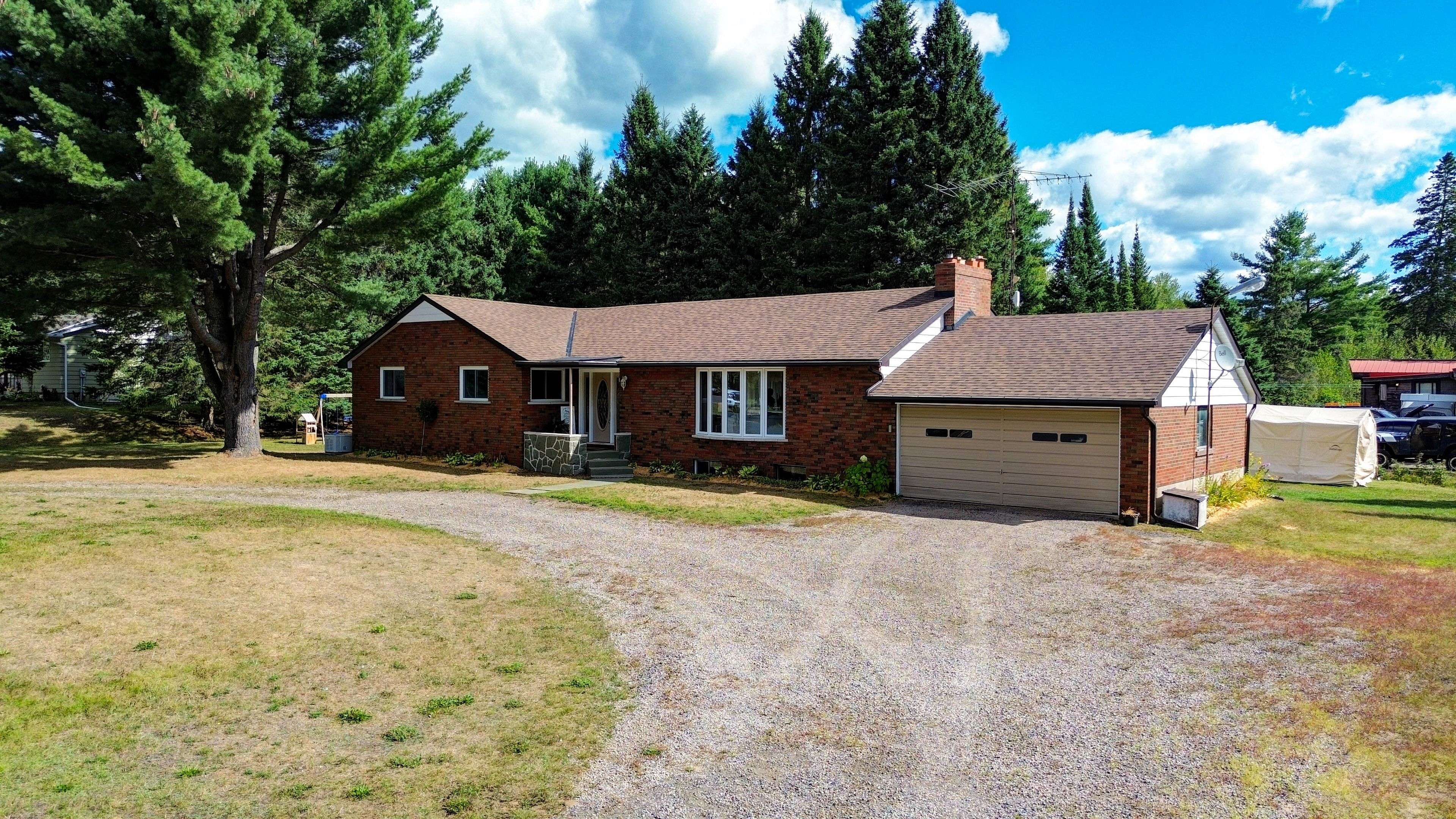 1012 Clement Lake RD, Highlands East, ON K0L 3C0