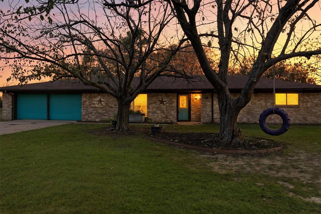 3264 County Road 2176, Greenville, TX 75402