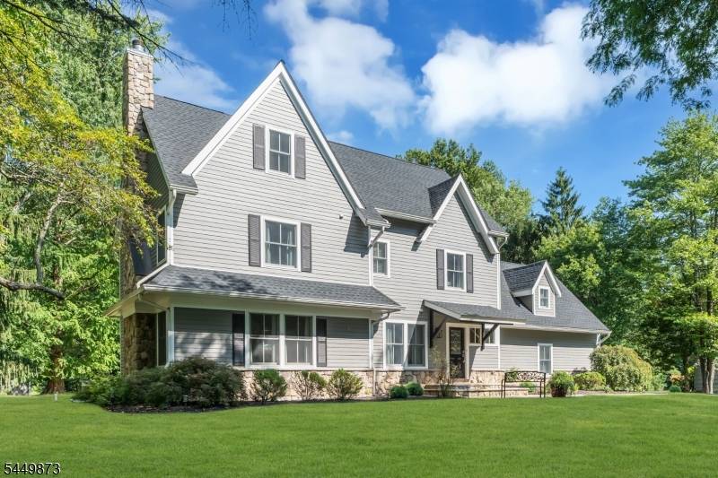 35 Castle Way, Bernards Twp., NJ 07920
