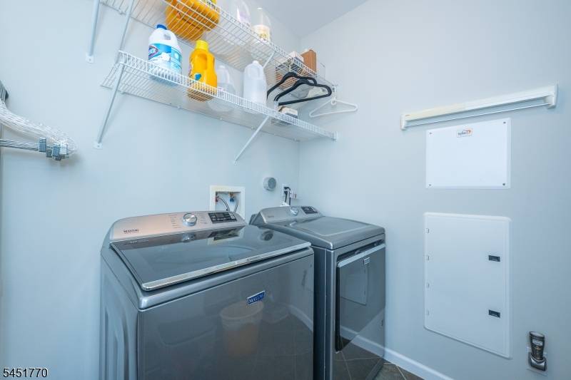 814 River Pl, Butler Boro, NJ 07405