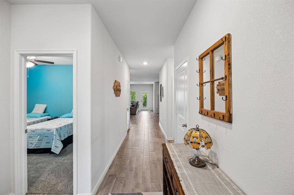 3440 Brady Starr Drive, Aubrey, TX 76227