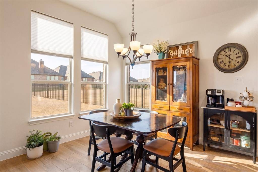 3165 Ferry Boat Lane, Granbury, TX 76049