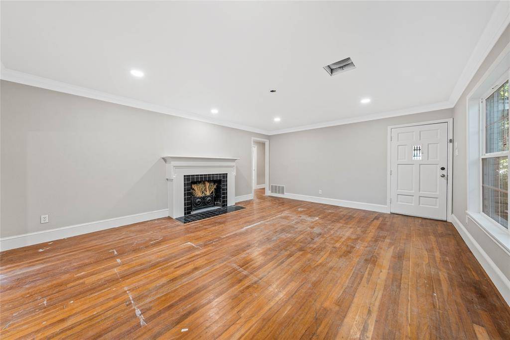 3909 Austin Avenue, Waco, TX 76710