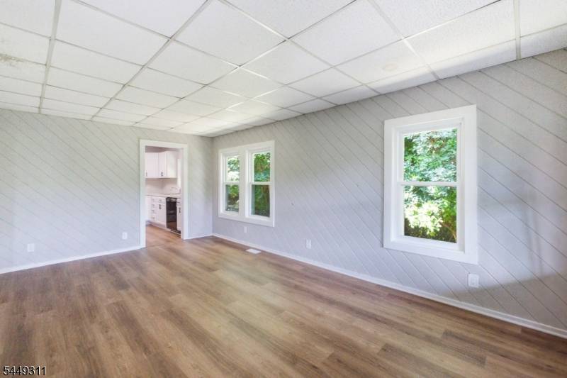 185 Main St, Andover Boro, NJ 07821