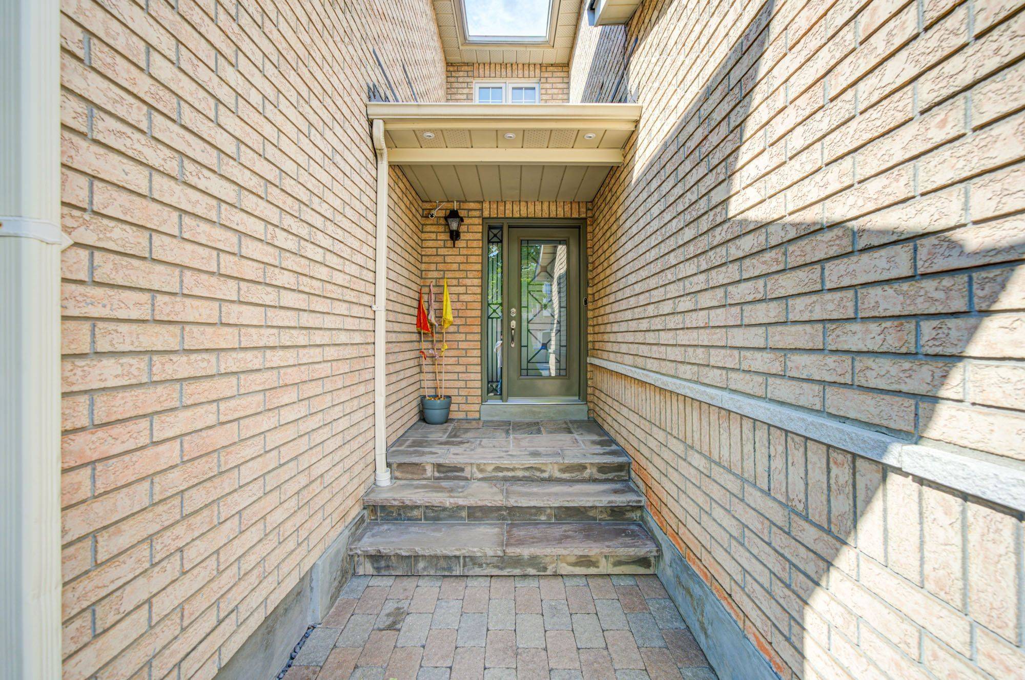 7115 Rexwood RD #42, Mississauga, ON L4T 4L4