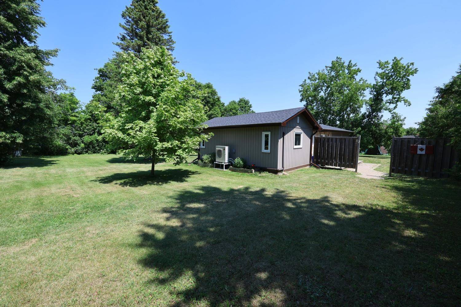52 Elizabeth ST, Trent Hills, ON K0L 1Y0