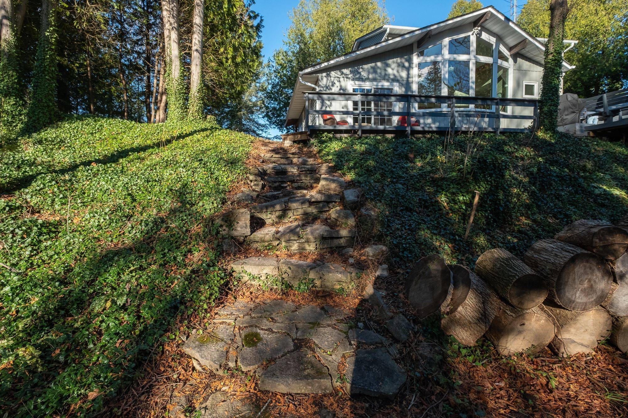 19 Front ST, South Bruce Peninsula, ON N0H 2T0