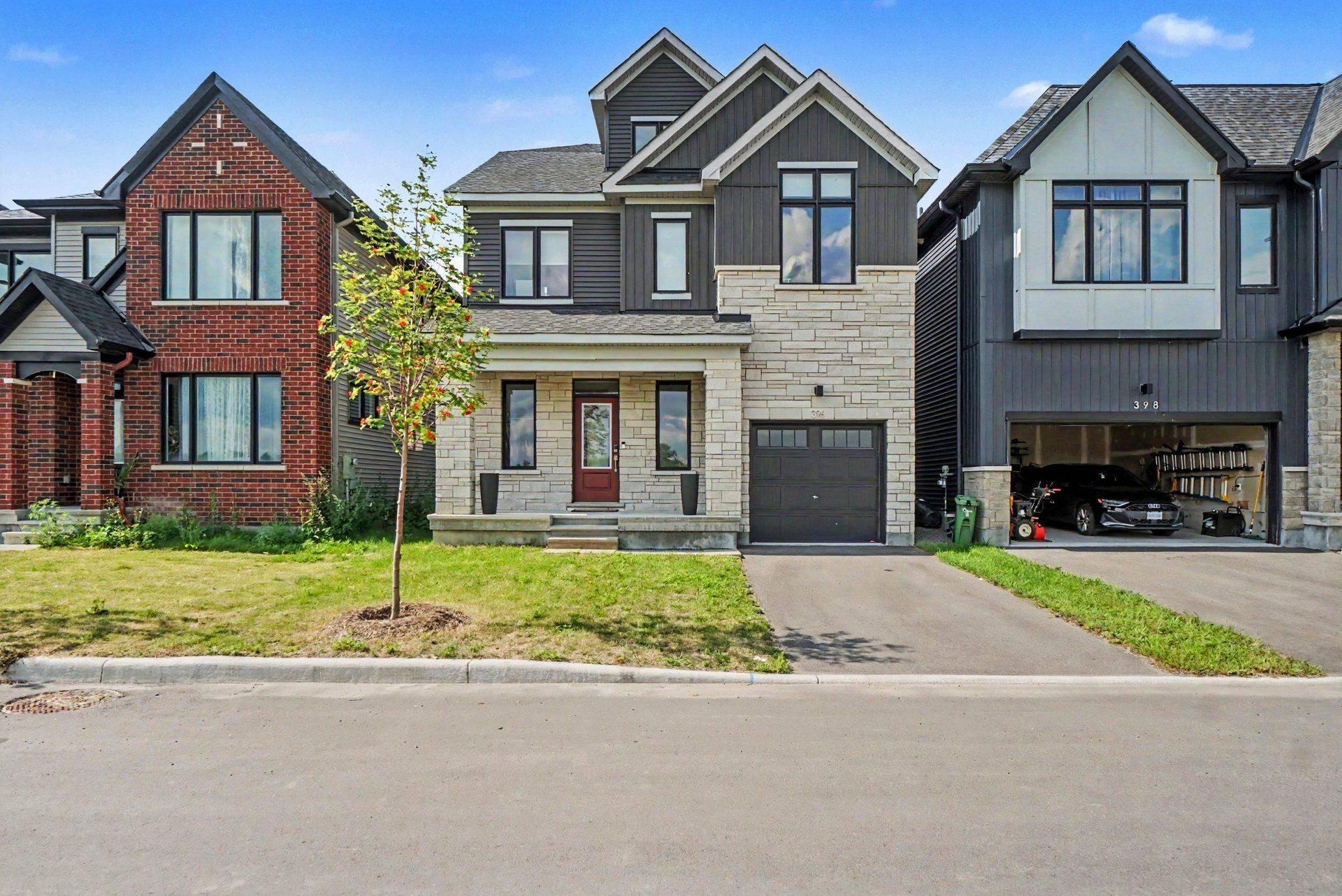 396 Peninsula RD, Barrhaven, ON K2J 7M5