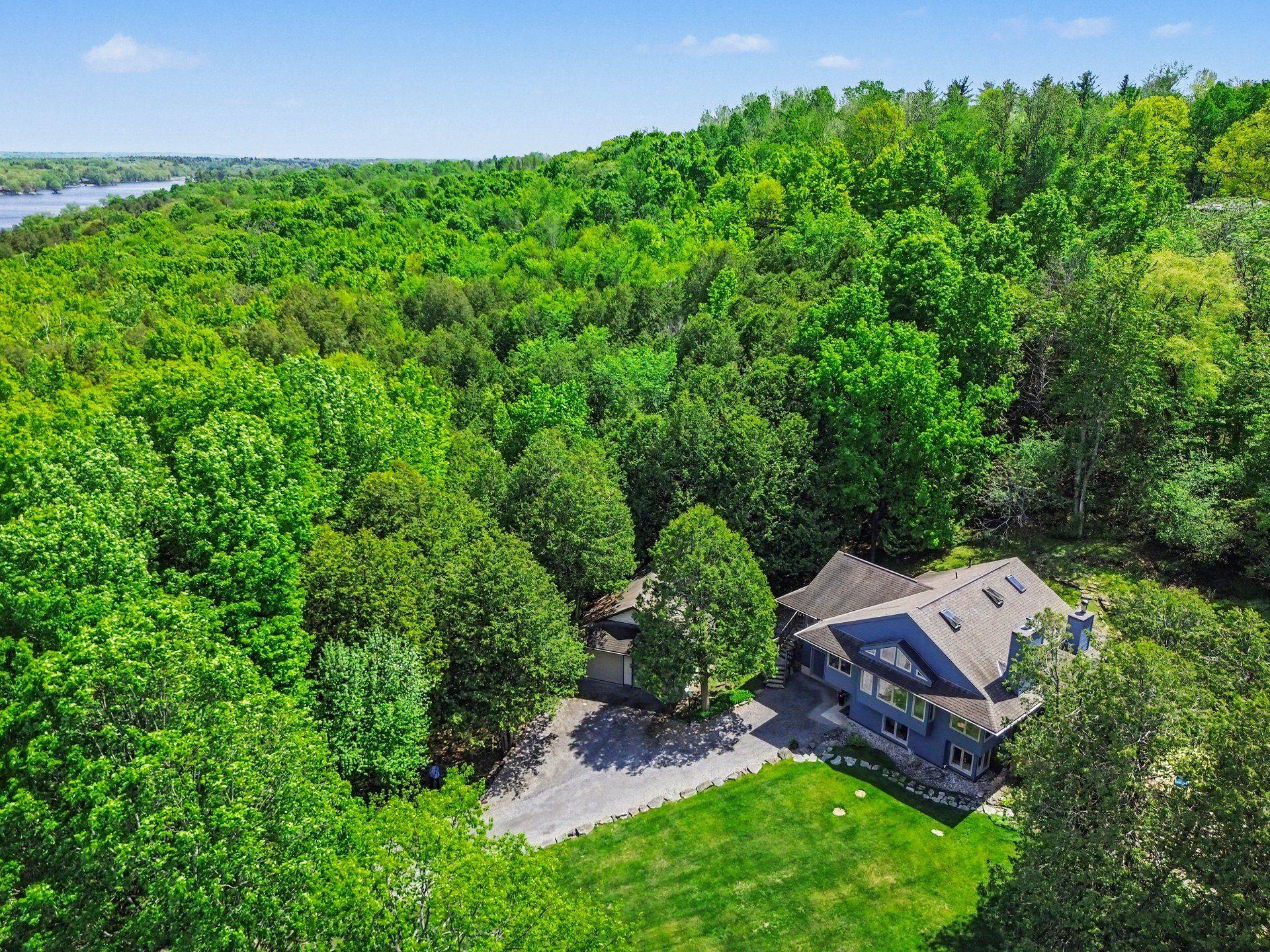 4637 Northwoods DR, Constance Bay - Dunrobin - Kilmaurs - Woodlawn, ON K0A 3M0