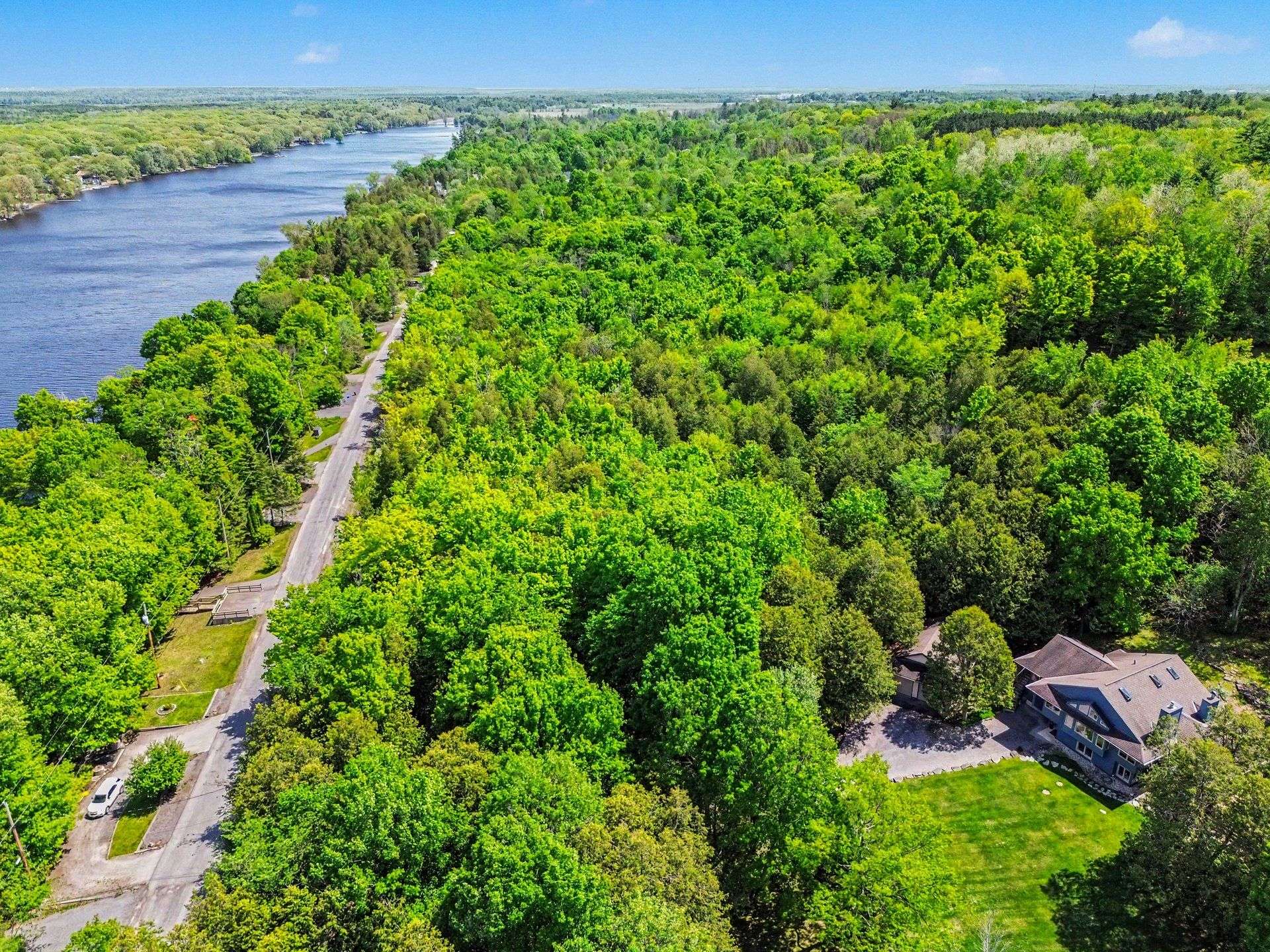 4637 Northwoods DR, Constance Bay - Dunrobin - Kilmaurs - Woodlawn, ON K0A 3M0