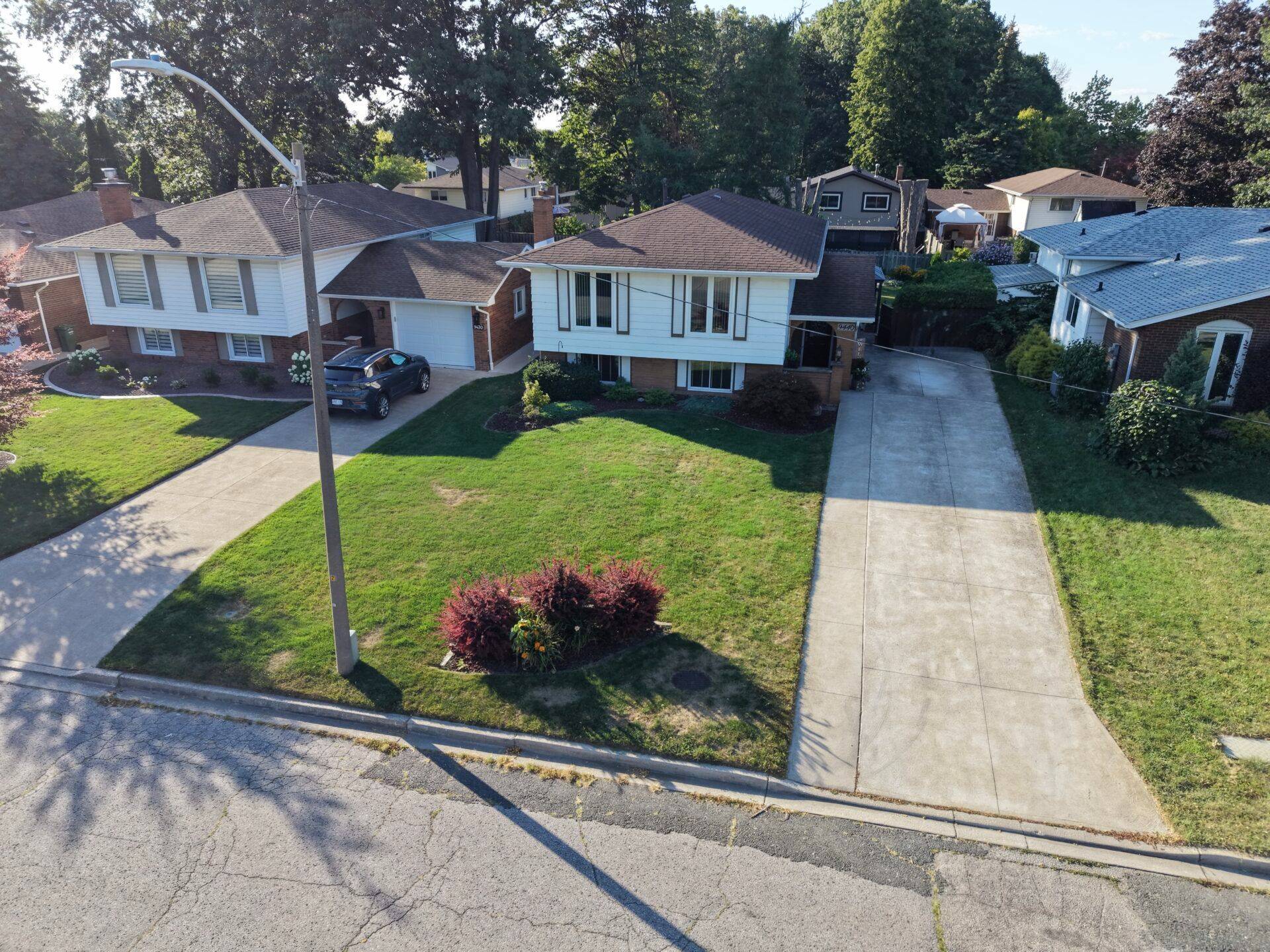 9440 Chestnut DR, Windsor, ON N8R 1G8