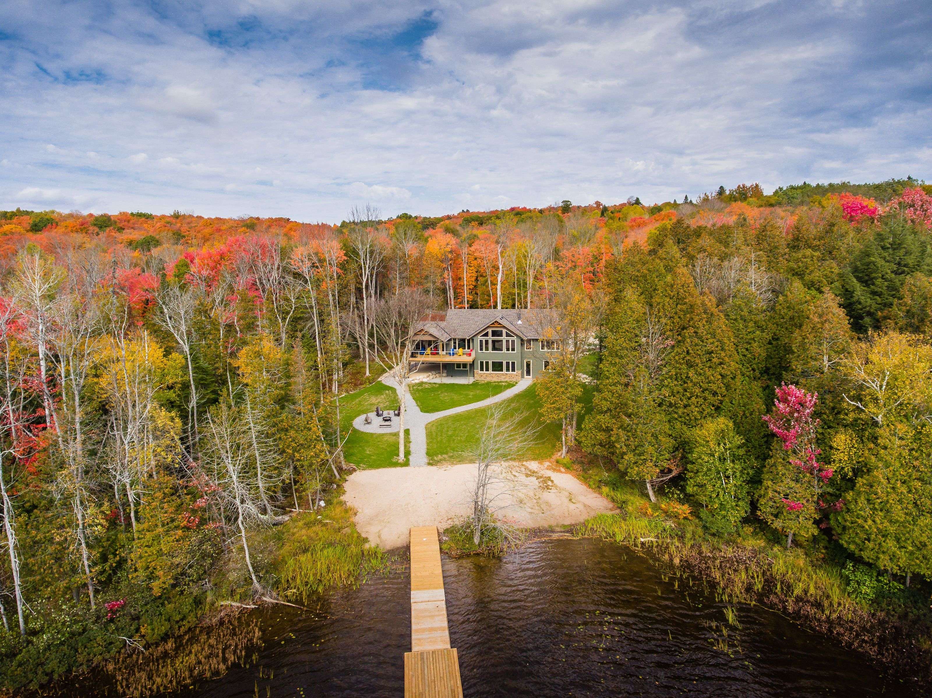 60 Wurm RD, Magnetawan, ON P0A 1P0