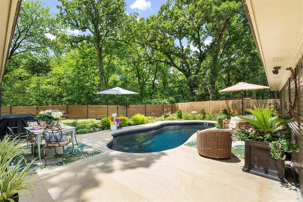 1401 Bowie Circle, Corsicana, TX 75110