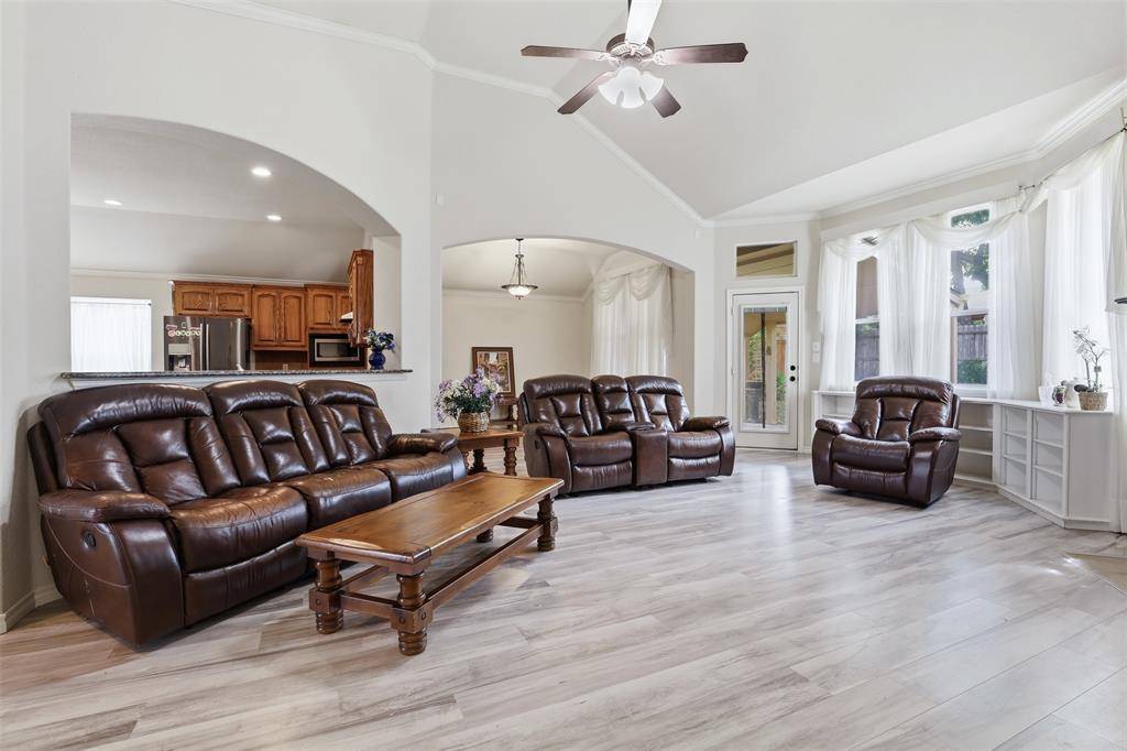 410 Charlie Way, Weatherford, TX 76087