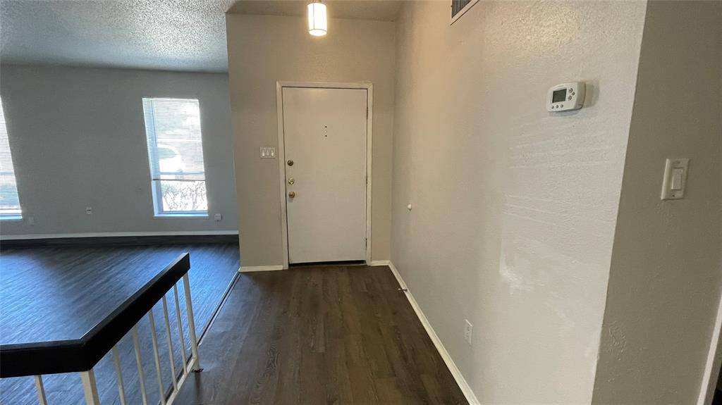 3201 Willow Bend, Bedford, TX 76021