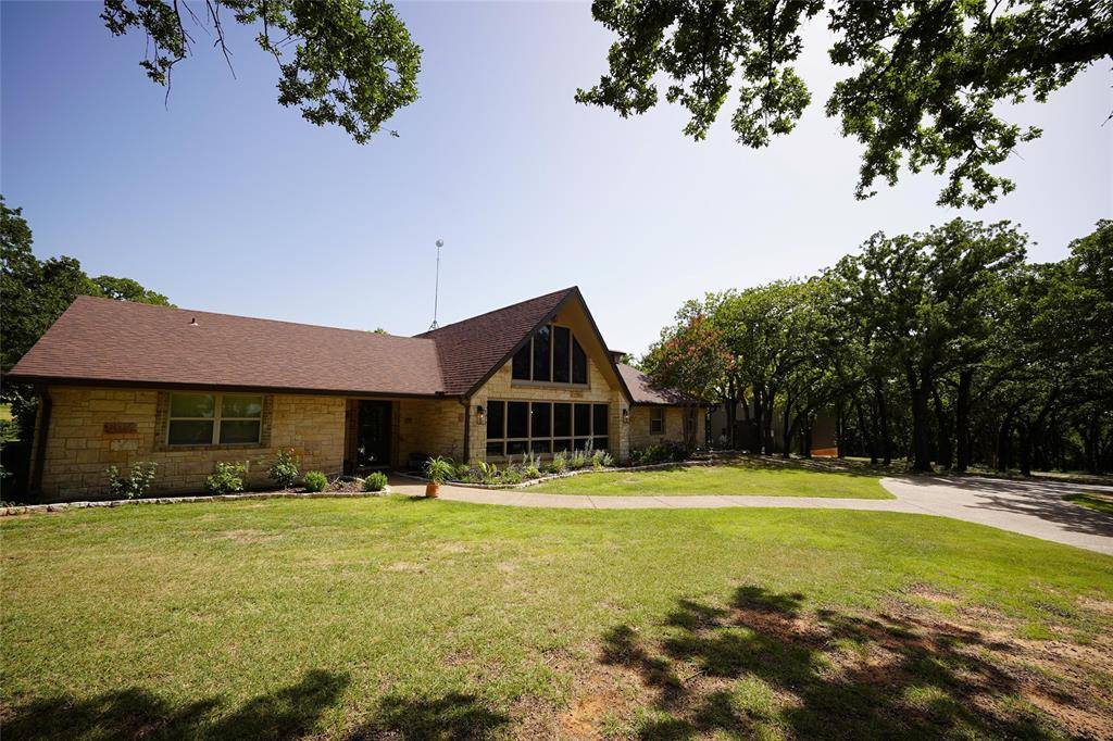 230 Private Road 2174, Decatur, TX 76234