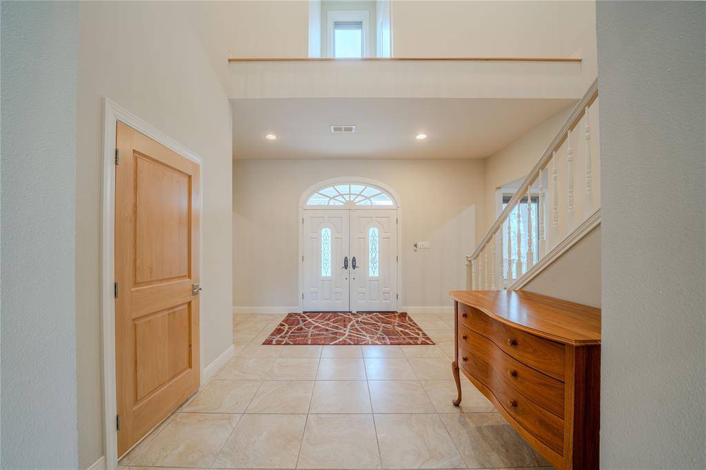 3 Lakeside, Longview, TX 75604