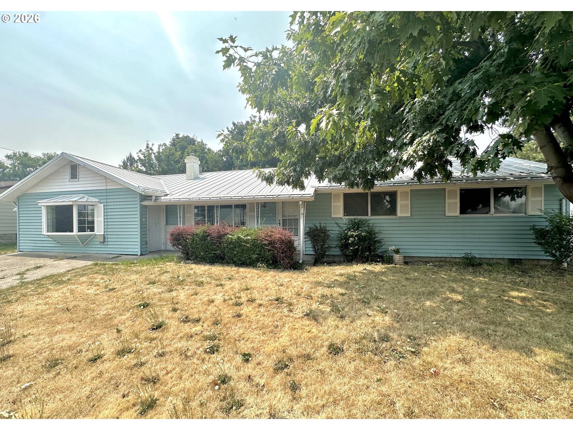 404 1ST ST, La Grande, OR 97850