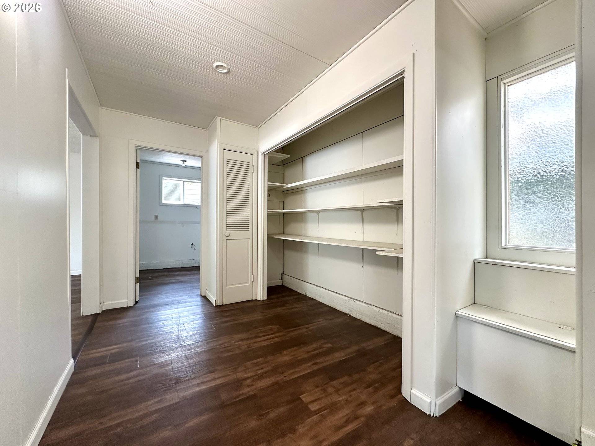 404 1ST ST, La Grande, OR 97850