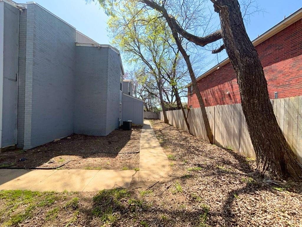 219 Fry Street #11, Denton, TX 76201