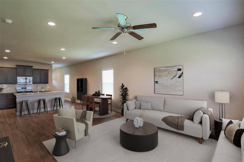 676 Capstone Circle, Granbury, TX 76048