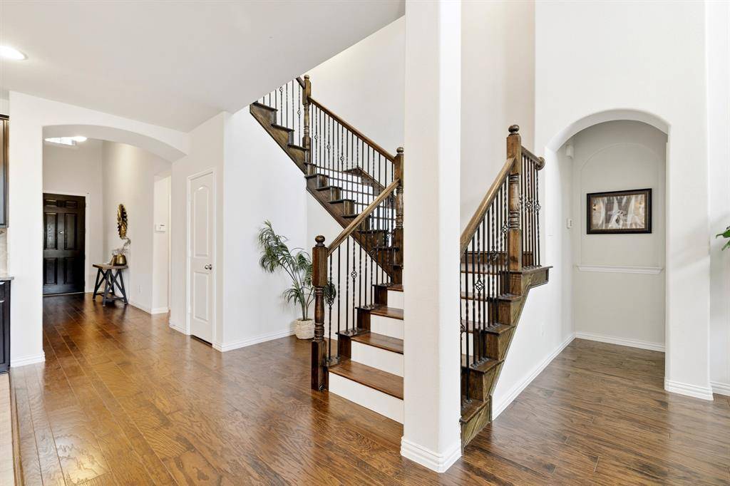 4008 Brook Wood Drive, Mckinney, TX 75071